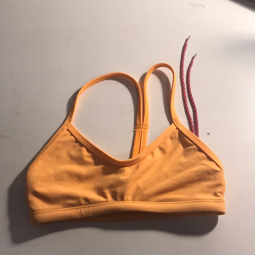 JOLYN Fixed Back Top